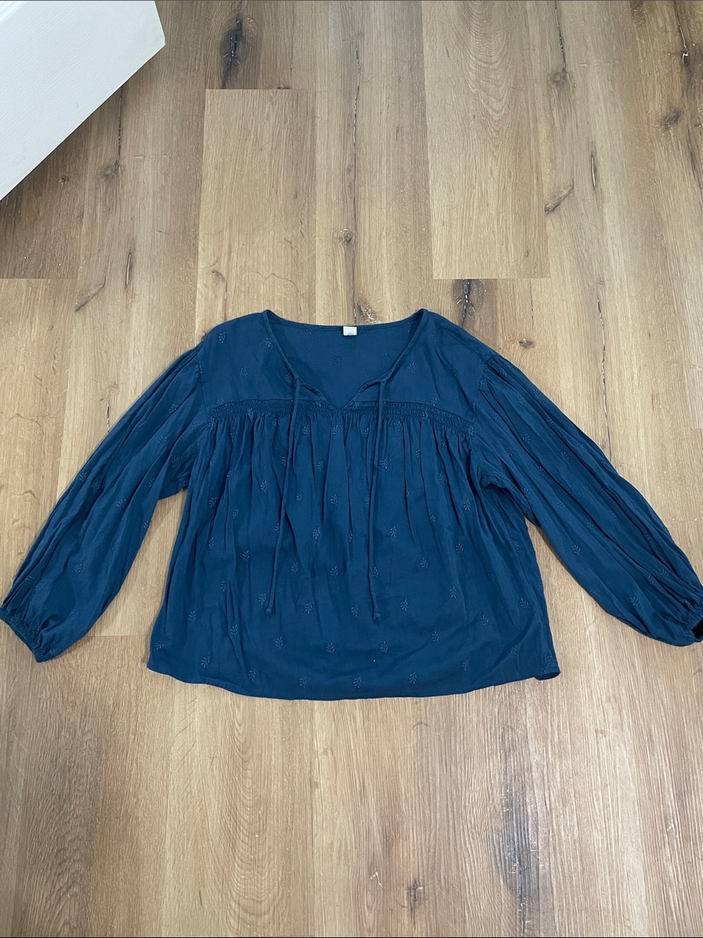 Old Navy Navy Blue Long-Sleeve Peasant Top